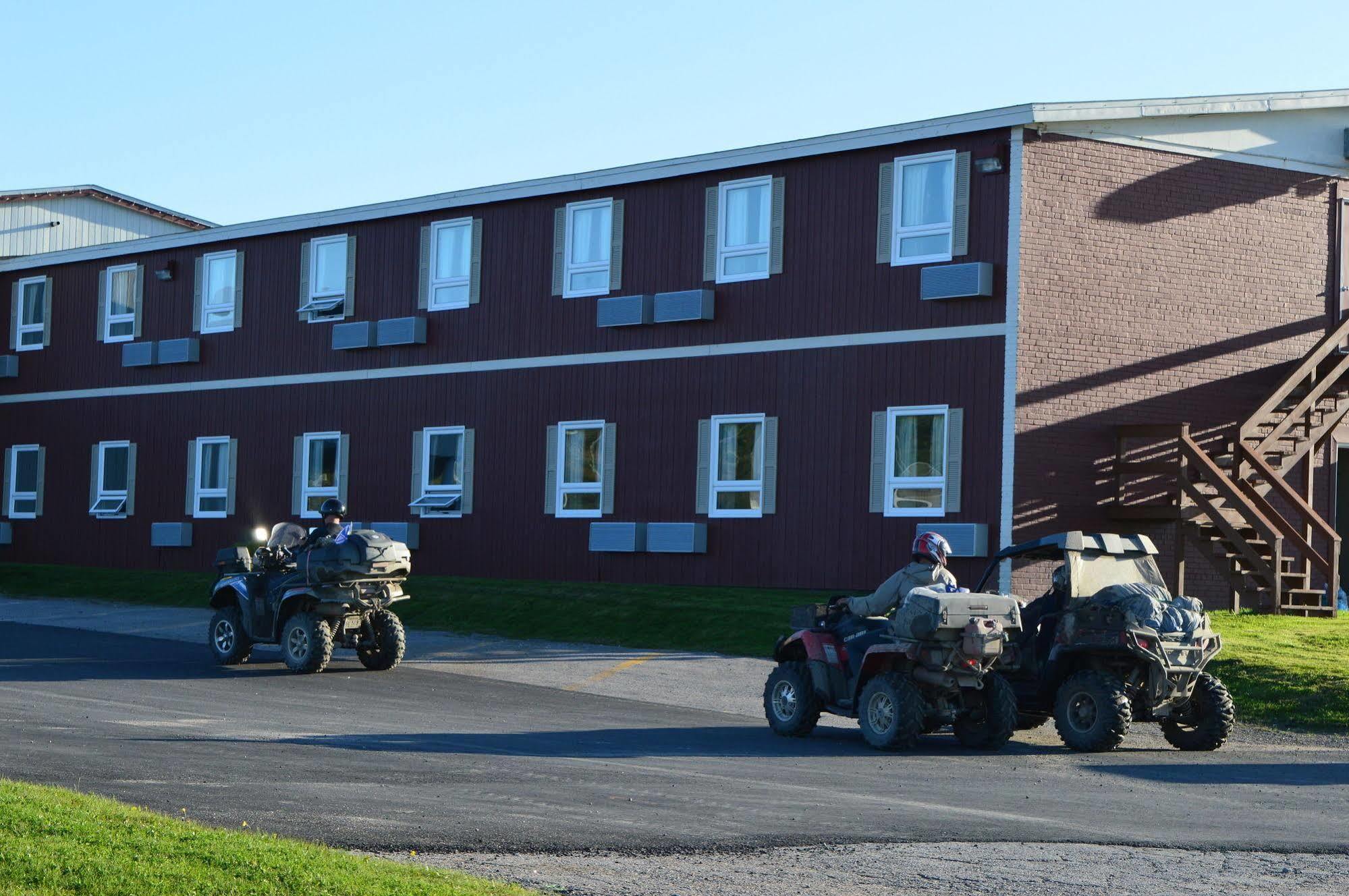 Hotel Port Aux Basques Esterno foto